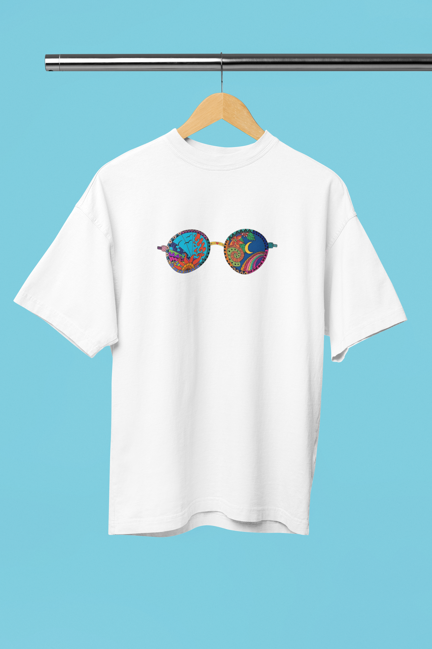 Summer Glasses: Oversized T- shirt