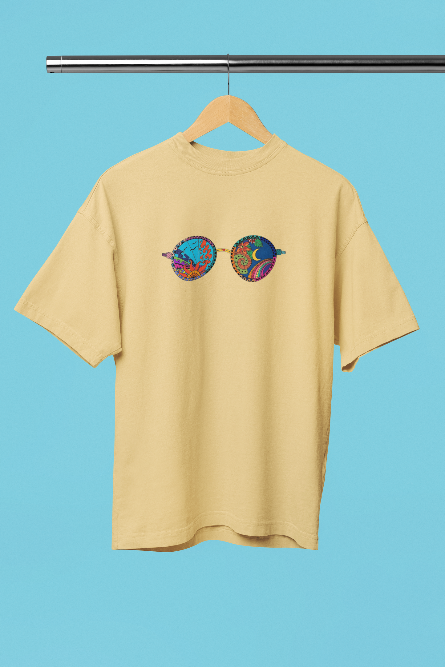 Summer Glasses: Oversized T- shirt