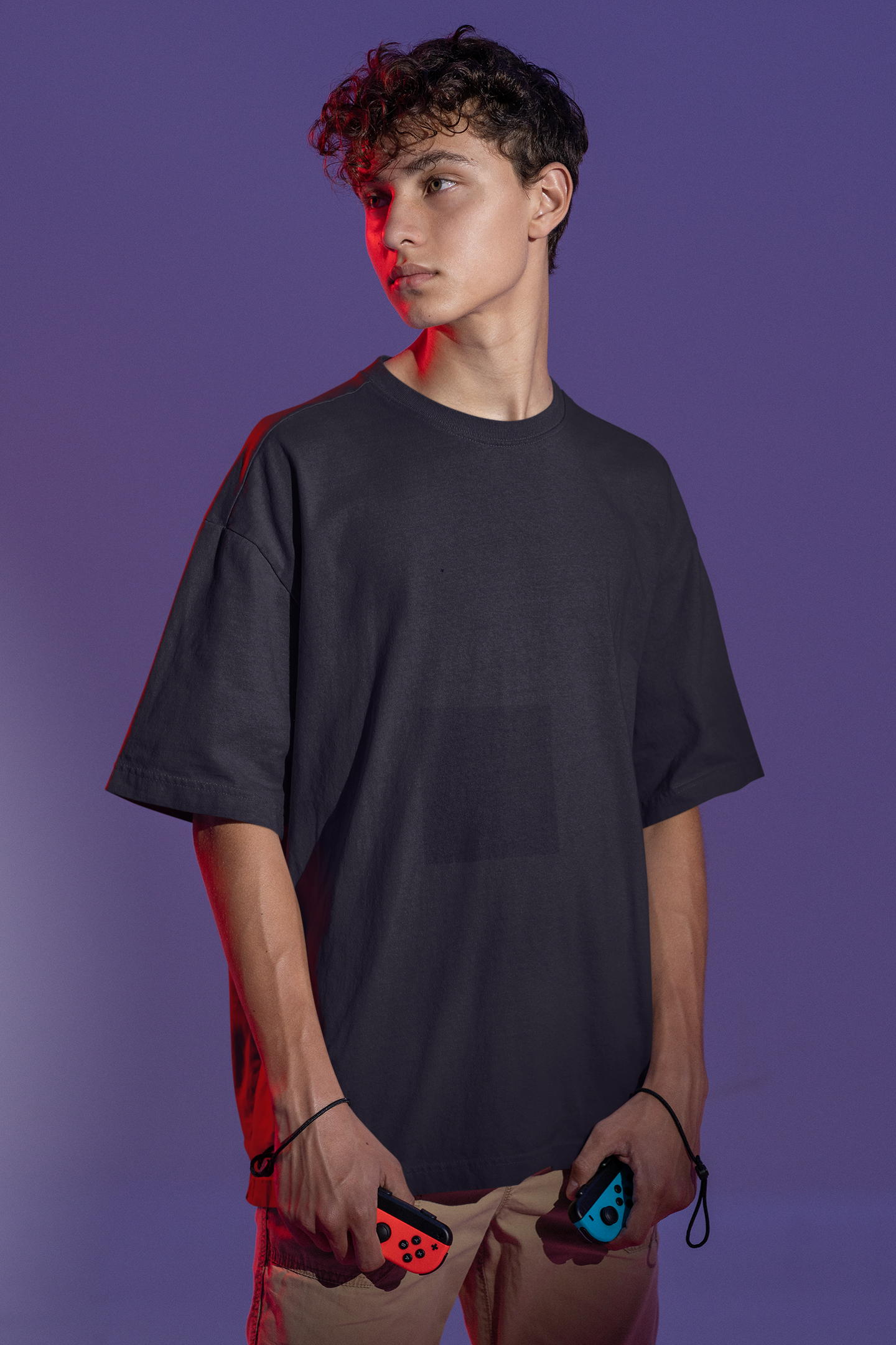 Solid Essential: Oversized T-shirt