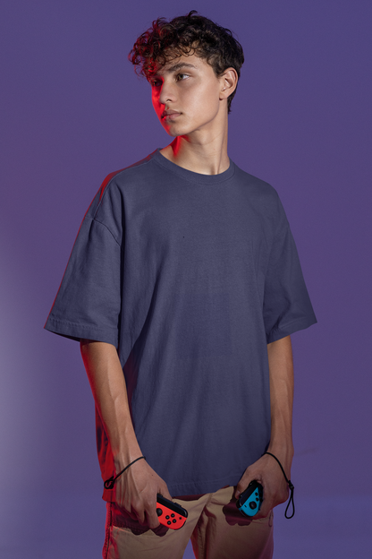 Solid Essential: Oversized T-shirt