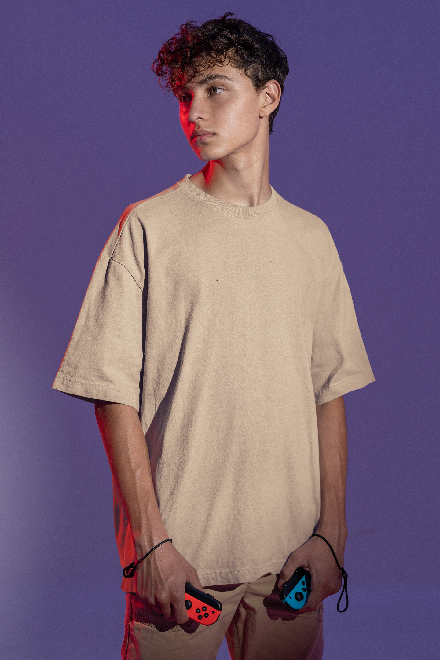 Solid Essential: Oversized T-shirt